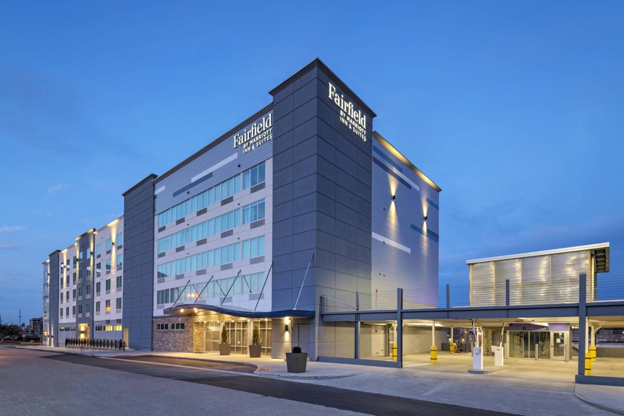 Fairfield Inn And Suites By Marriott St Louis Downtown Saint Louis Exterior photo